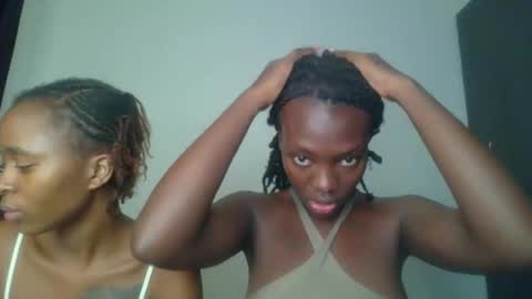 peach_ebonny online show from 04-19-26, 09:06