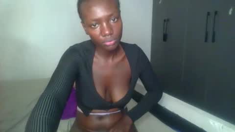 peach_ebonny online show from 05-08-26, 01:38