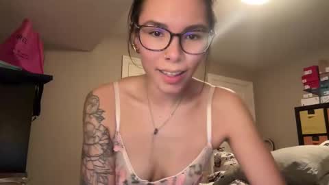 peachteases online show from 04-25-26, 04:15