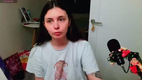 Peachy online show from 06-12-26, 05:23