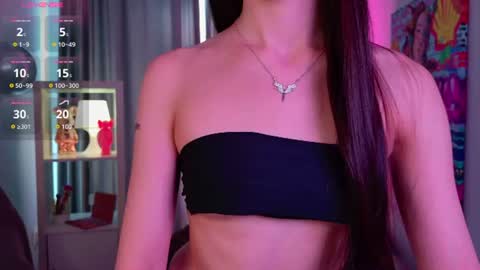 Snapshot of peachypoet chatting on 07-17-26, 01:51 Chloe online show from 07-17-26, 01:51