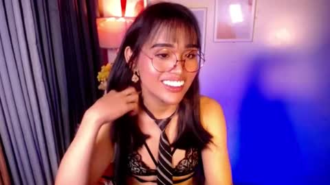 Snapshot of peakaboo_xx chatting on 07-21-26, 06:21 Angel Creamdensada online show from 07-21-26, 06:21