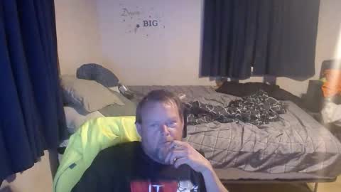 Snapshot of pecker40 chatting on 02-23-26, 12:41 pecker40 online show from 02-23-26, 12:41