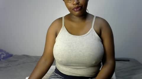 Snapshot of peekyshams chatting on 06-08-26, 05:30 peekyshams online show from 06-08-26, 05:30