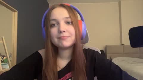 Luna Vale online show from 06-13-26, 04:16