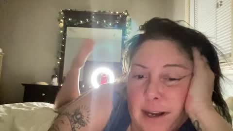 Snapshot of pegggggysue69 chatting on 06-18-26, 03:29 pegggggysue69 online show from 06-18-26, 03:29