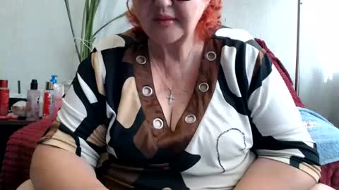 Snapshot of peggysoft chatting on 07-11-26, 04:37 PeggySoft online show from 07-11-26, 04:37