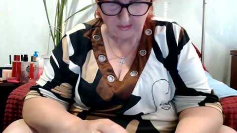 Snapshot of peggysoft chatting on 07-13-26, 02:25 PeggySoft online show from 07-13-26, 02:25