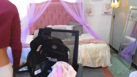 peneelopeecute online show from 02-18-26, 06:26