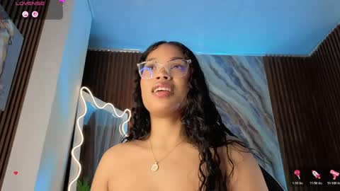 Snapshot of penelope_tay chatting on 06-05-26, 06:52 penelope online show from 06-05-26, 06:52