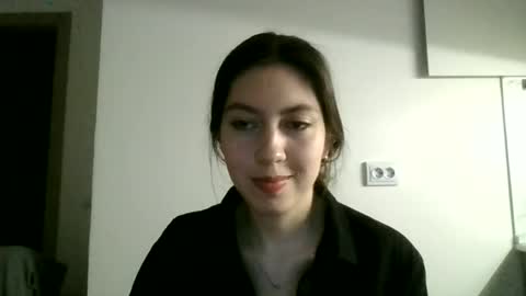 Snapshot of peony_a chatting on 06-18-26, 06:56 peony a online show from 06-18-26, 06:56