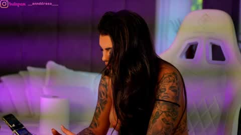 Dee online show from 09-08-25, 02:16