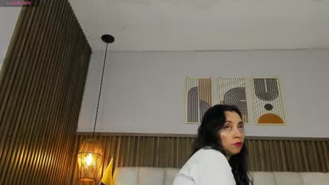 PerlaPreciosa online show from 07-19-26, 04:05