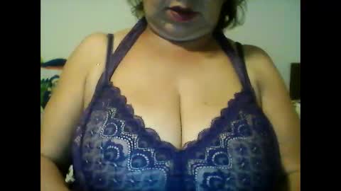 Snapshot of perlita070822 chatting on 12-10-24, 04:56 perlita070822 online show from 12-10-24, 04:56