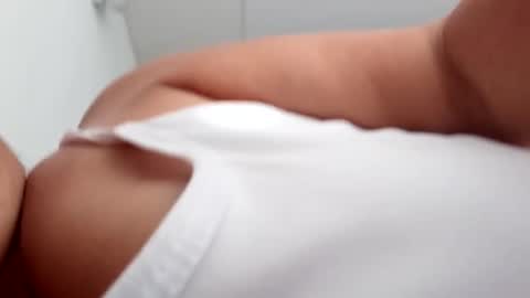 Snapshot of perlita070822 chatting on 03-06-25, 01:14 perlita070822 online show from 03-06-25, 01:14