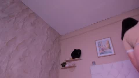 Marie online show from 03-19-26, 11:14