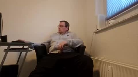 peter_03041976 online show from 03-01-25, 04:33