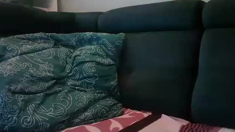 peterf83 online show from 02-24-25, 06:27