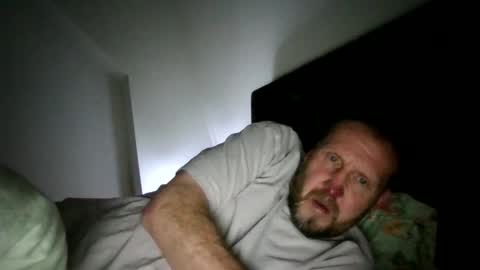 Snapshot of peterpeters443 chatting on 03-27-26, 05:45 jelle online show from 03-27-26, 05:45