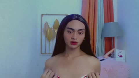 Snapshot of petite_barbie88 chatting on 06-29-26, 04:19 petite_barbie88 online show from 06-29-26, 04:19