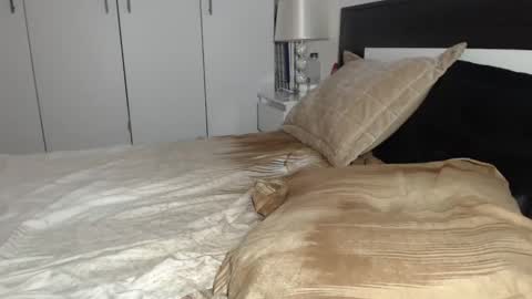 petite_danielle online show from 11-27-25, 08:55