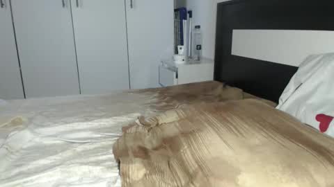 petite_danielle online show from 02-19-26, 08:21