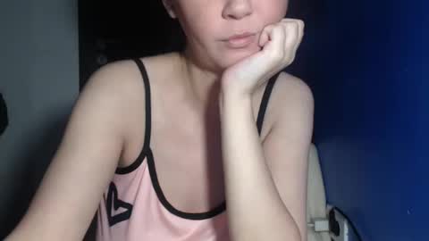 petite_danielle online show from 07-21-26, 12:35