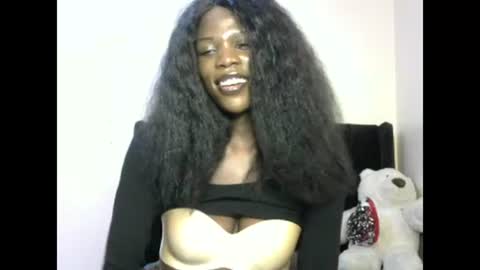 petite_lavi2 online show from 02-23-25, 12:08