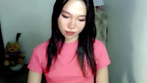 petite_mary69 online show from 03-27-26, 05:57