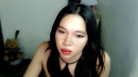 petite_mary69 online show from 03-27-26, 08:26