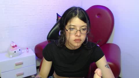 Melody online show from 03-20-26, 02:33