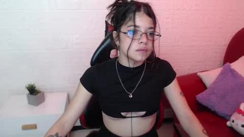 Melody online show from 03-26-26, 02:44