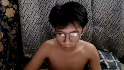 cute vir online show from 07-25-26, 12:03