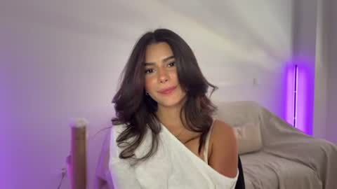 Nicolee online show from 07-22-26, 02:09