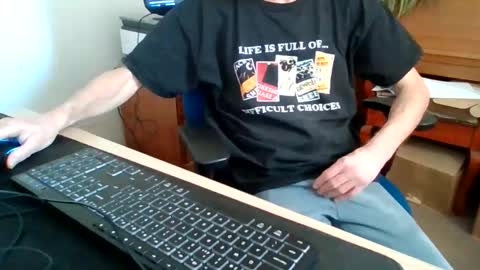 petitwilly online show from 03-19-26, 09:35