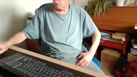 petitwilly online show from 04-21-26, 11:38