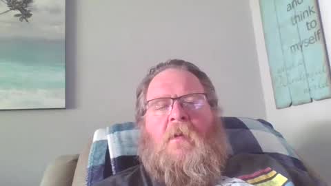 Snapshot of petman1968 chatting on 09-12-25, 11:15 petman1968 online show from 09-12-25, 11:15