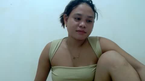 petty_yumii online show from 06-06-26, 11:48