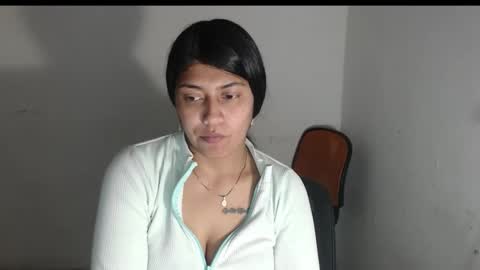 Snapshot of peytonbrunette chatting on 02-14-26, 02:41 Dulce online show from 02-14-26, 02:41