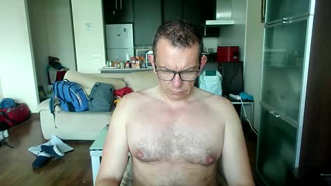 Alex  online show from 06-01-26, 01:24
