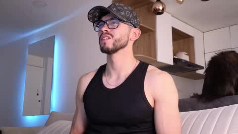 phantom_bigger1 online show from 01-18-26, 07:39