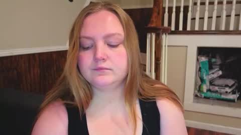 Snapshot of phatassblond chatting on 02-09-26, 06:23 PhatAssBlond online show from 02-09-26, 06:23