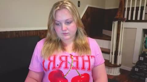 Snapshot of phatassblond chatting on 02-15-26, 10:17 PhatAssBlond online show from 02-15-26, 10:17