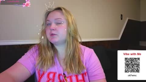 Snapshot of phatassblond chatting on 03-04-26, 08:37 PhatAssBlond online show from 03-04-26, 08:37
