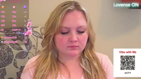 Snapshot of phatassblond chatting on 03-31-26, 05:57 PhatAssBlond online show from 03-31-26, 05:57