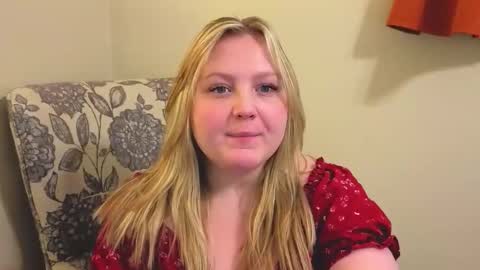 Snapshot of phatassblond chatting on 04-10-26, 04:23 PhatAssBlond online show from 04-10-26, 04:23