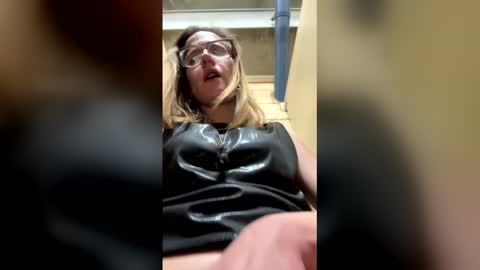 Snapshot of phatkat696969 chatting on 03-27-26, 03:23 phatkat696969 online show from 03-27-26, 03:23