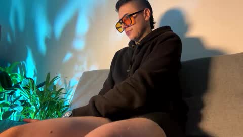 PHILLIP online show from 04-14-26, 12:22