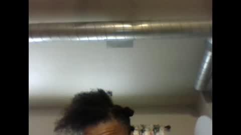 Maya online show from 04-20-26, 09:49