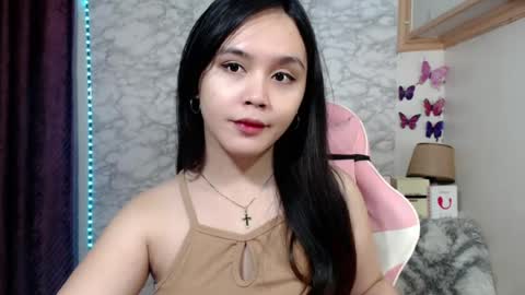 Snapshot of pia_intownx chatting on 07-15-26, 01:22 Ms Pia online show from 07-15-26, 01:22